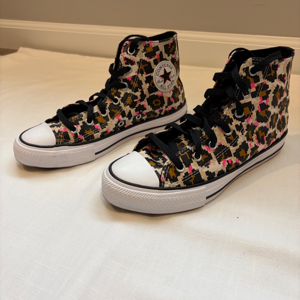 Converse Chuck Taylor All Star Hi Top Black/Creamwhite - Size Junior 4 (W 5.5/6)